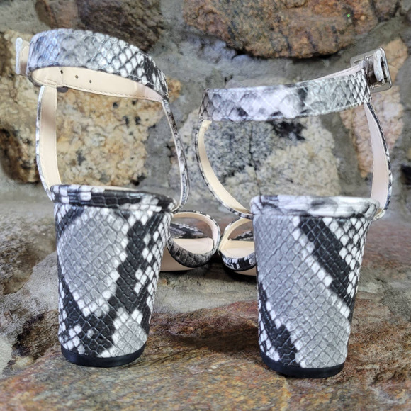 Nine West Pixel Black Snake Embossed Heel - Picture 6 of 8